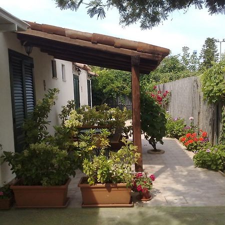 Villa Verdemare Naxos Giardini Naxos Exterior photo